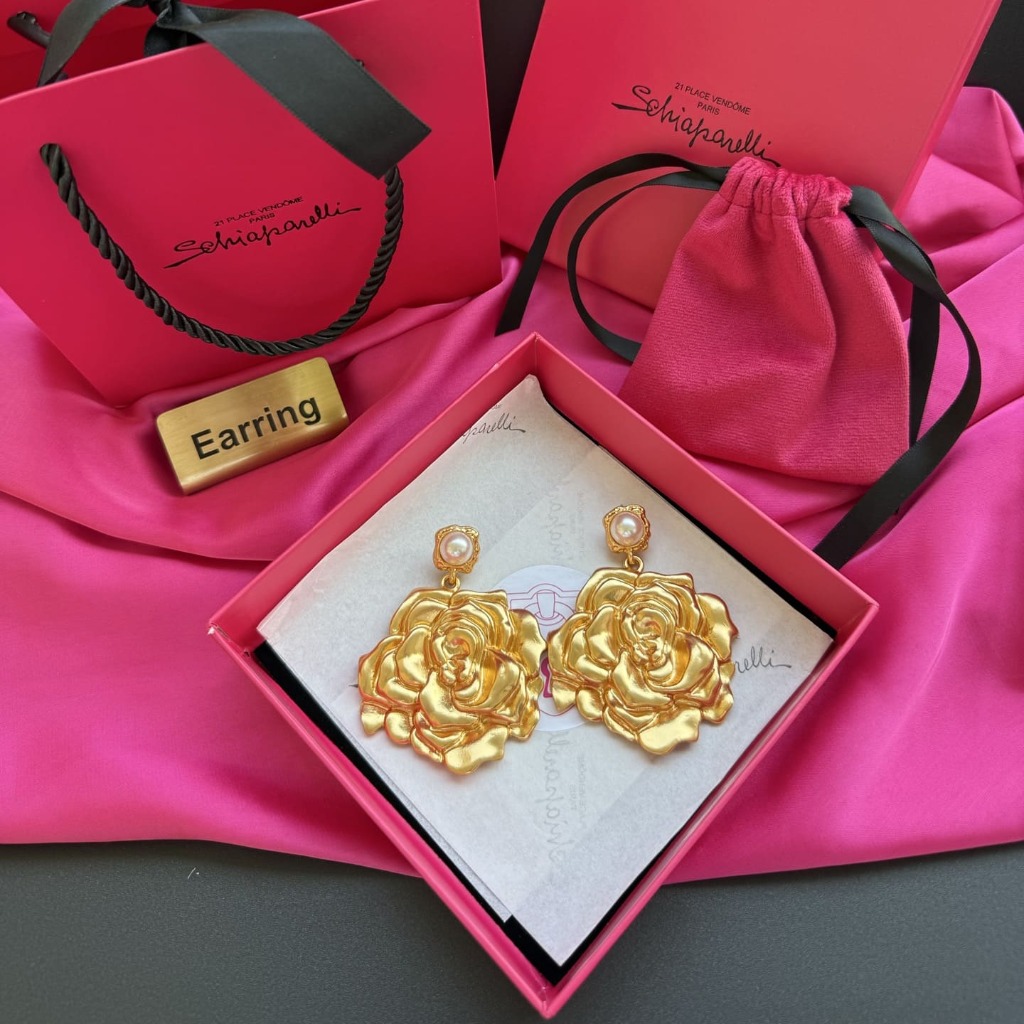 HOA TAI SCHIAPARELLI PARIS HÌNH BÔNG HOA