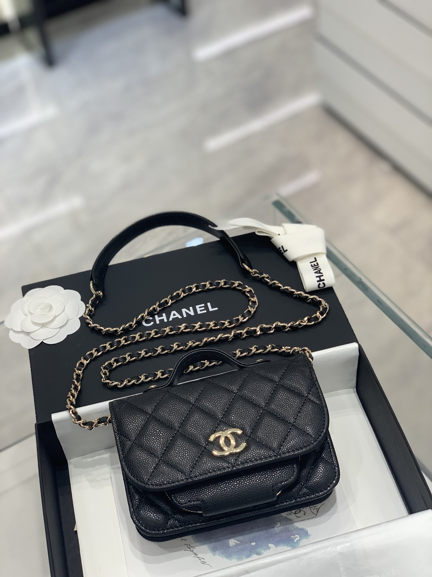 TÚI Chanel mini 22B black đen