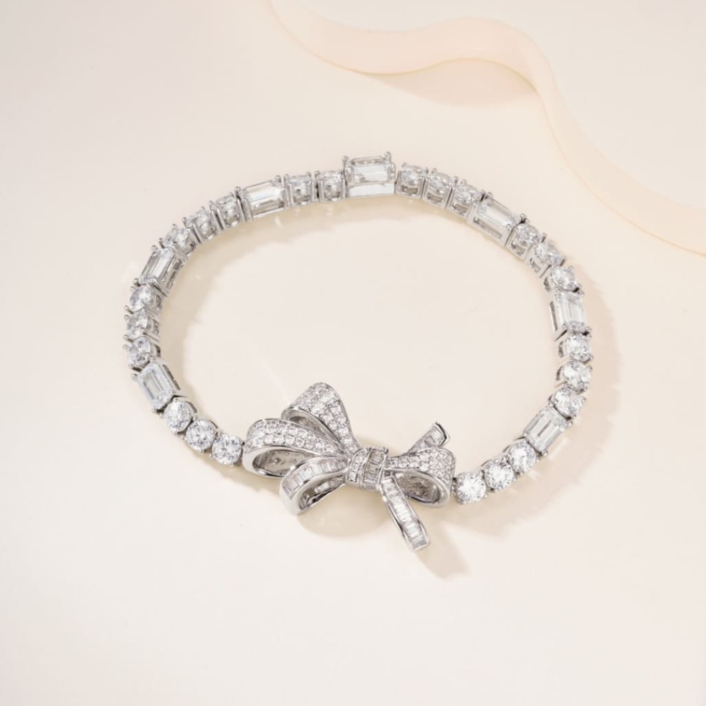 LẮC TAY GRAFF DIAMOND SWAROVSKI HÌNH NƠ