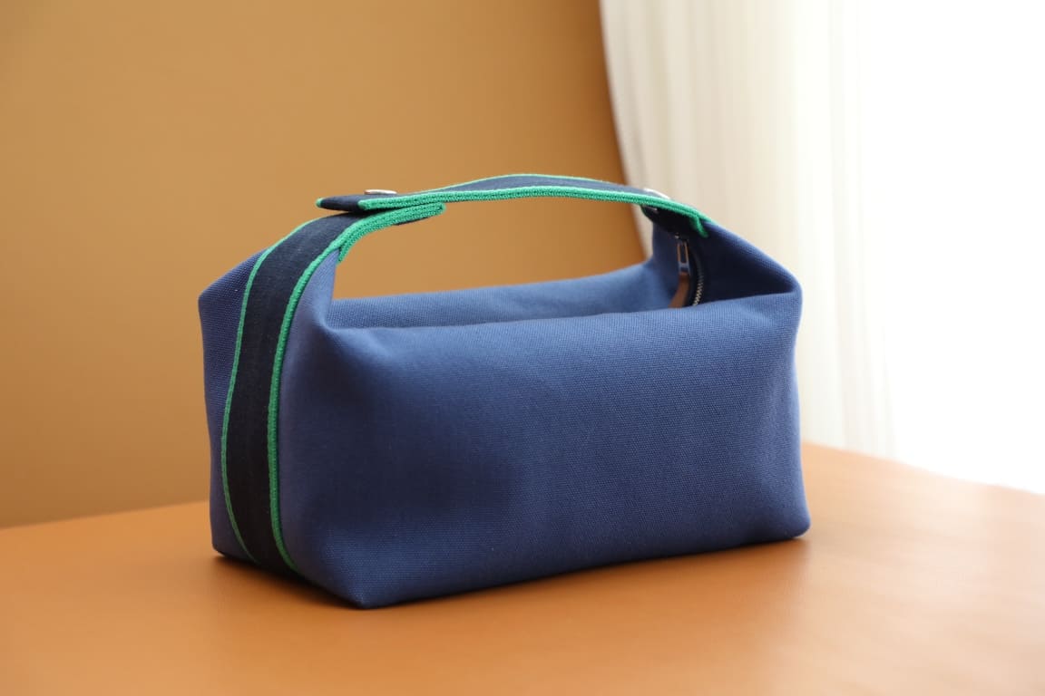 TÚI HERMES TROUSSE DE TOILETTE BRIDE A BRAC PM H MÀU XANH LÁ CÂY