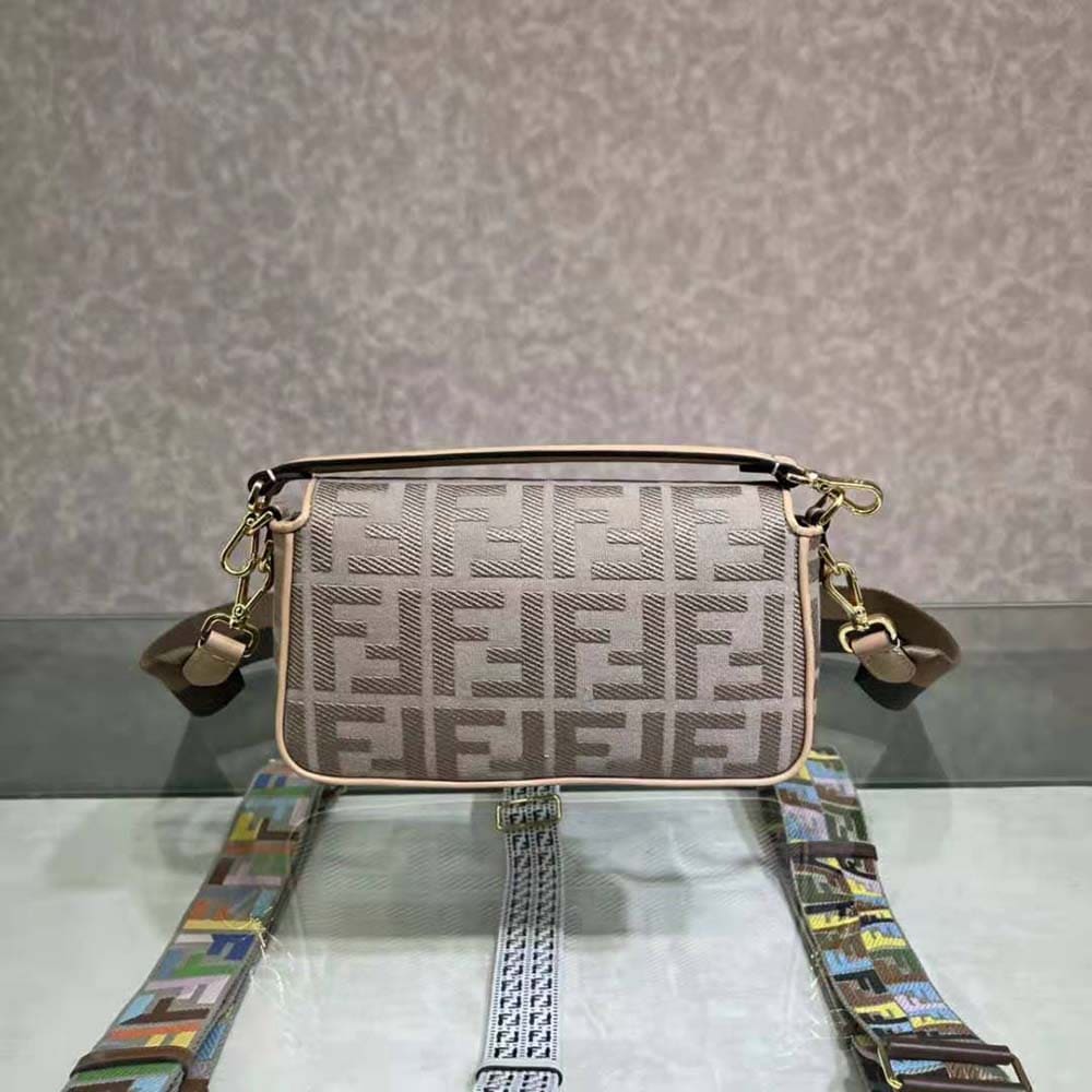 TÚI FENDI Women Iconic Medium Baguette Gray FF Canvas Bag