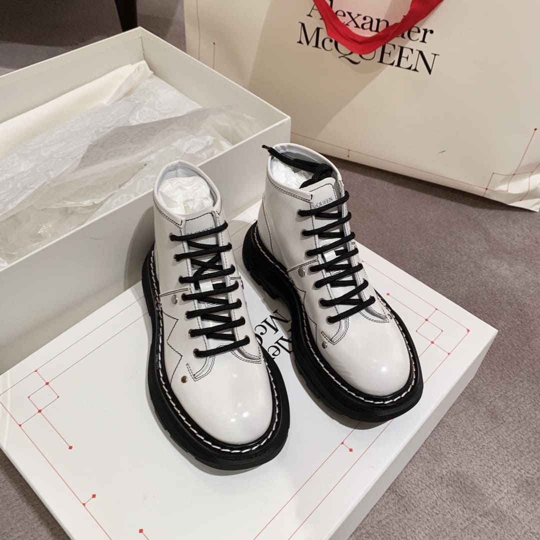 GIÀY ALEXANDER MCQUEEN MARTIN BOOTS SHOES AAA UNISEX NAM VÀ NỮ DA BÊ HẢO HẠNG