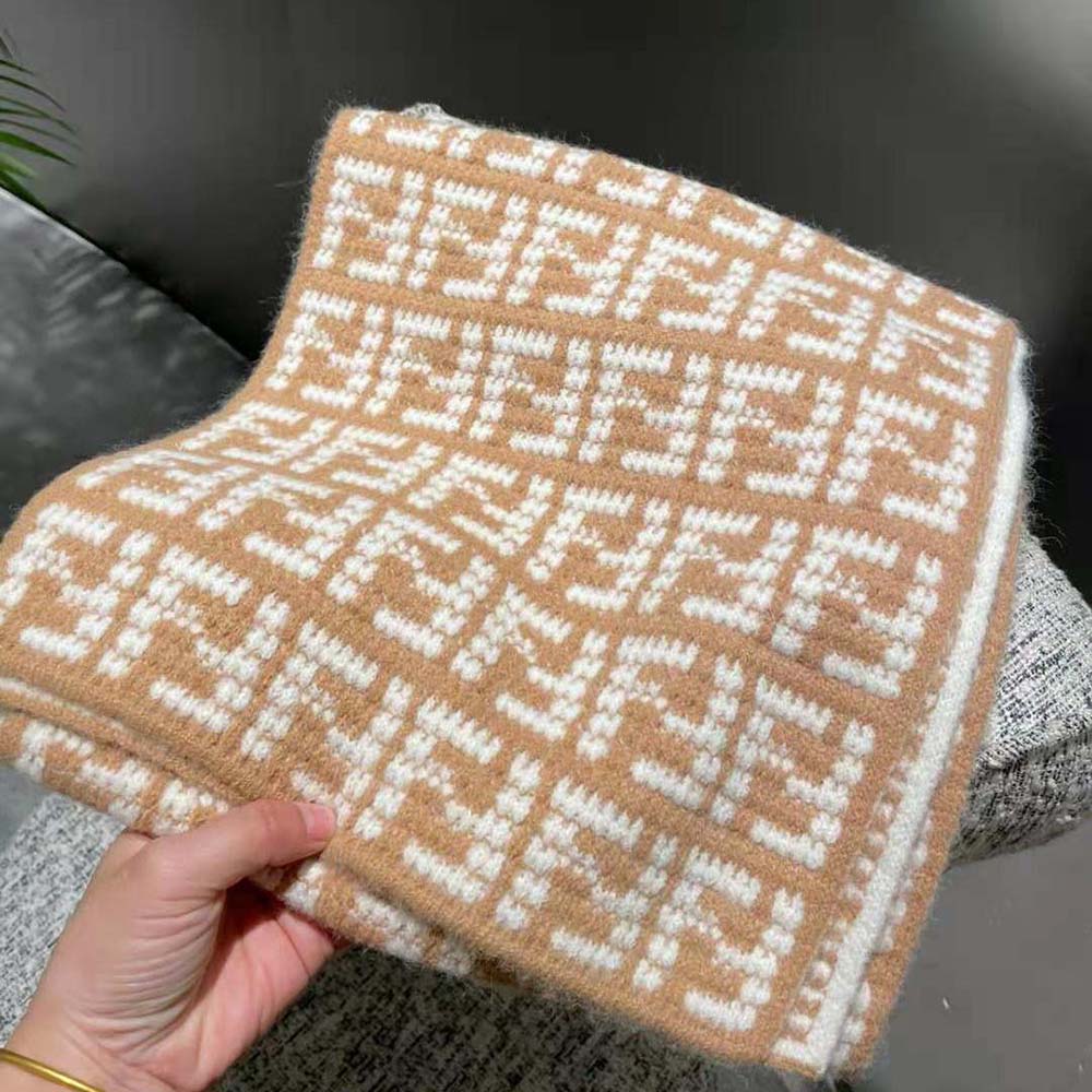 KHĂN Fendi FF Scarf Beige Cashmere Scarf
