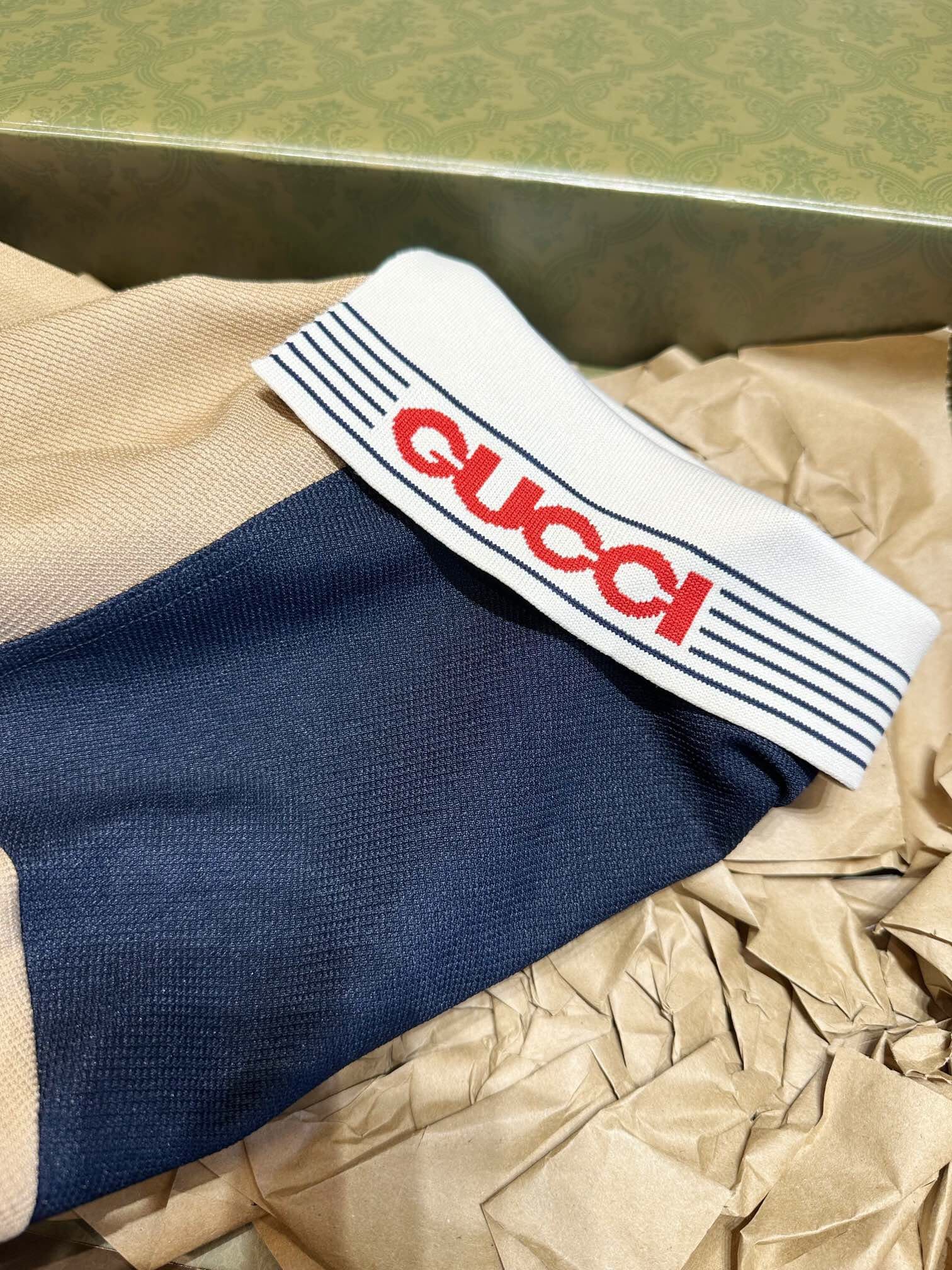 ÁO GUCCI GG POLO SHIRT MÀU NÂU UNISEX