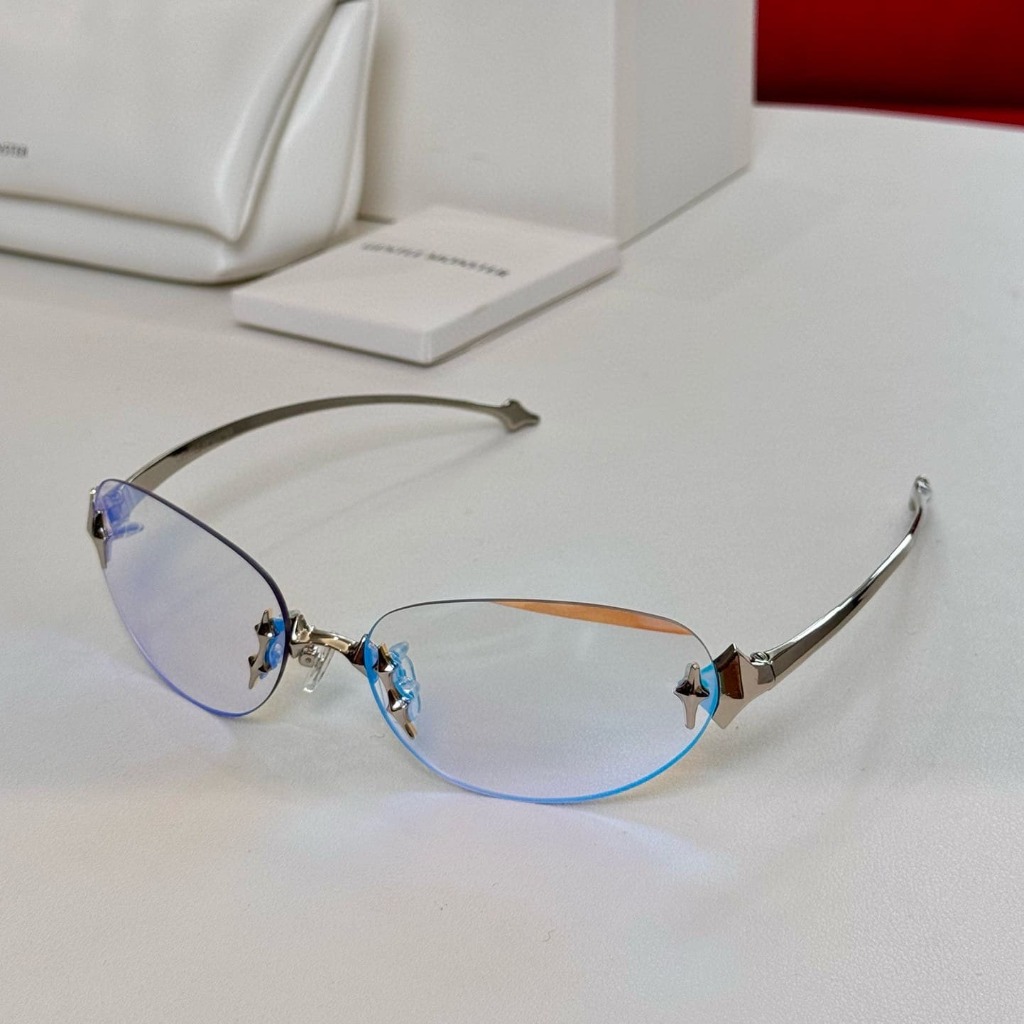 Kính GENTLE MONSTER BOLD TITANIUM HIGH CLASSY AAA