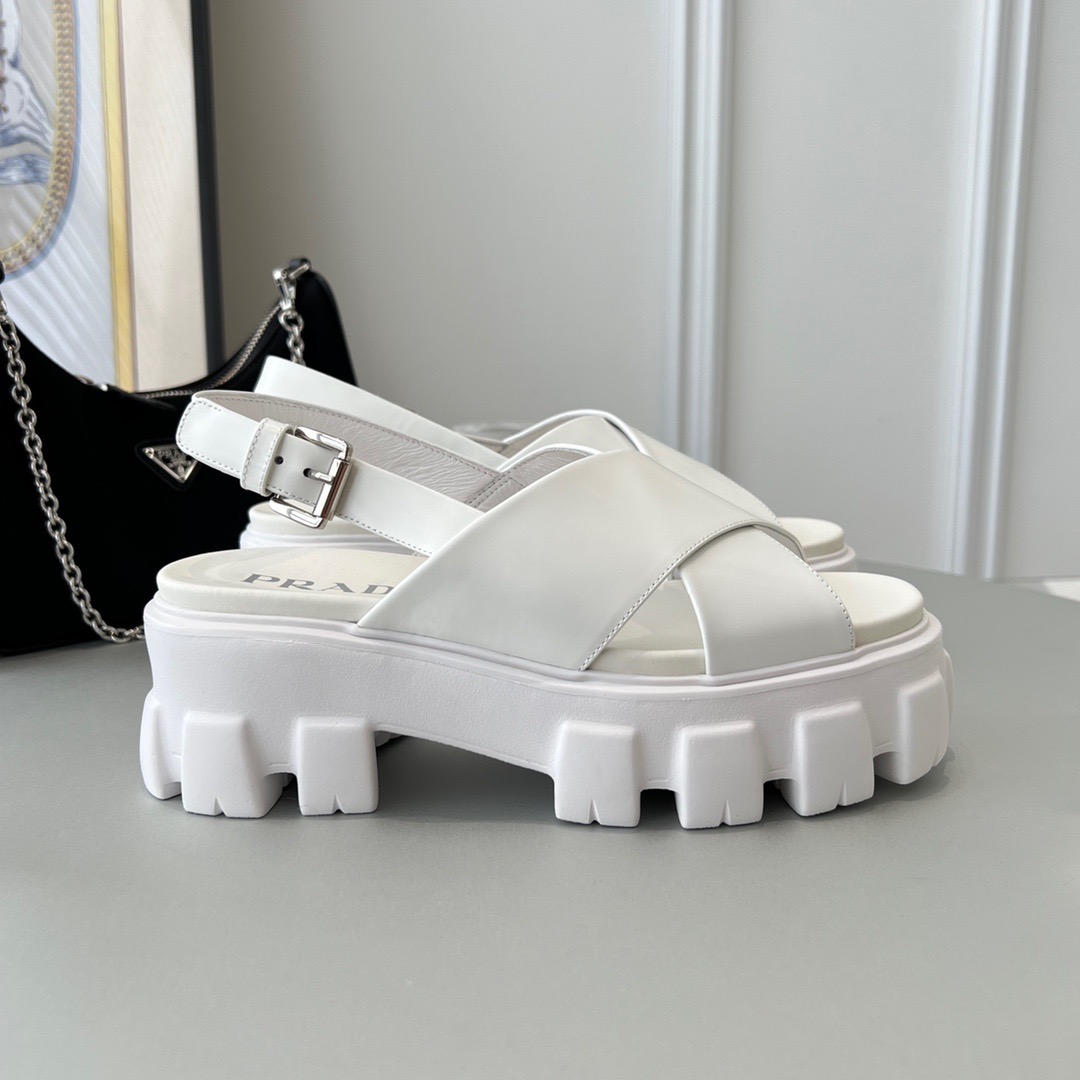 GIÀY PRADA TRIANGLE LOGO SANDAL