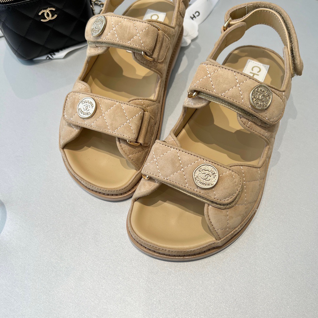 GIÀY CHANEL CC LOGO SANDALS