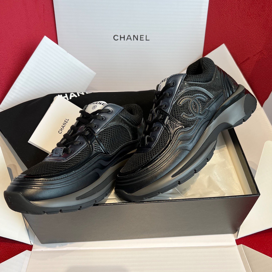 GIÀY CHANEL CC LOGO SNEAKERS BLACK SHOES