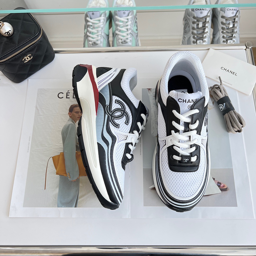 GIÀY CHANEL CC LOGO SNEAKER SHOES