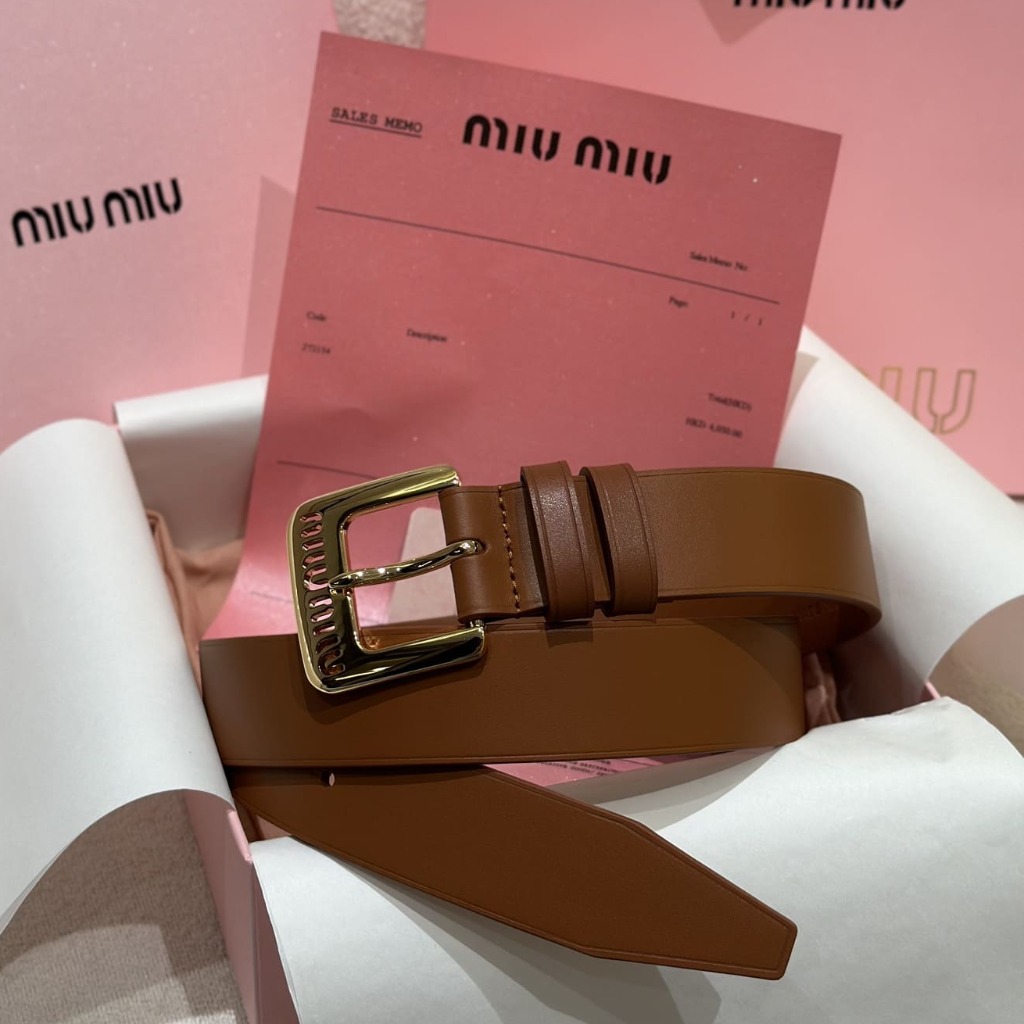 DÂY LƯNG MIU MIU Calfskin and Gold Buckle