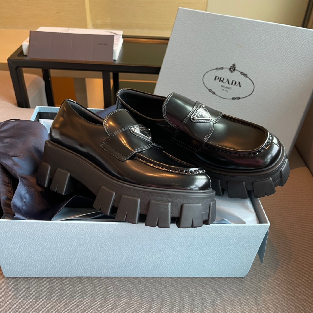 GIÀY PRADA Leather loafer High Sole
