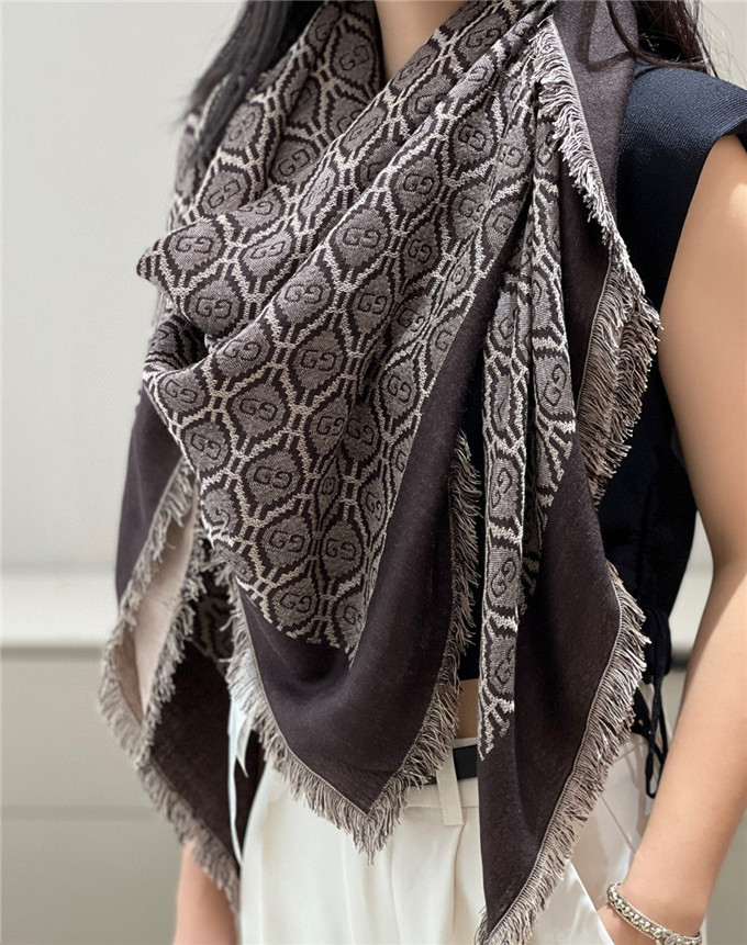 KHĂN Gucci GG Cashmere scarf