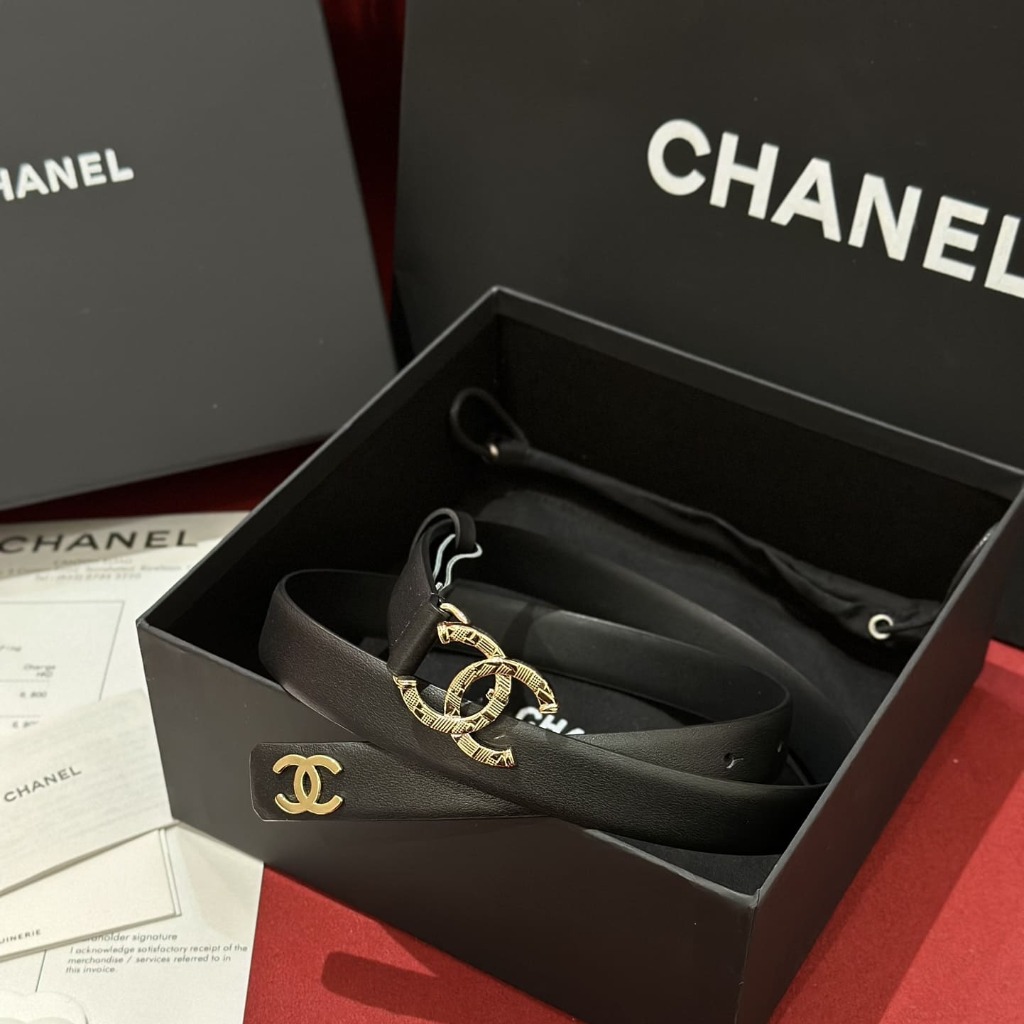 DÂY LƯNG CHANEL Diamond Calfskin and Silver Buckle