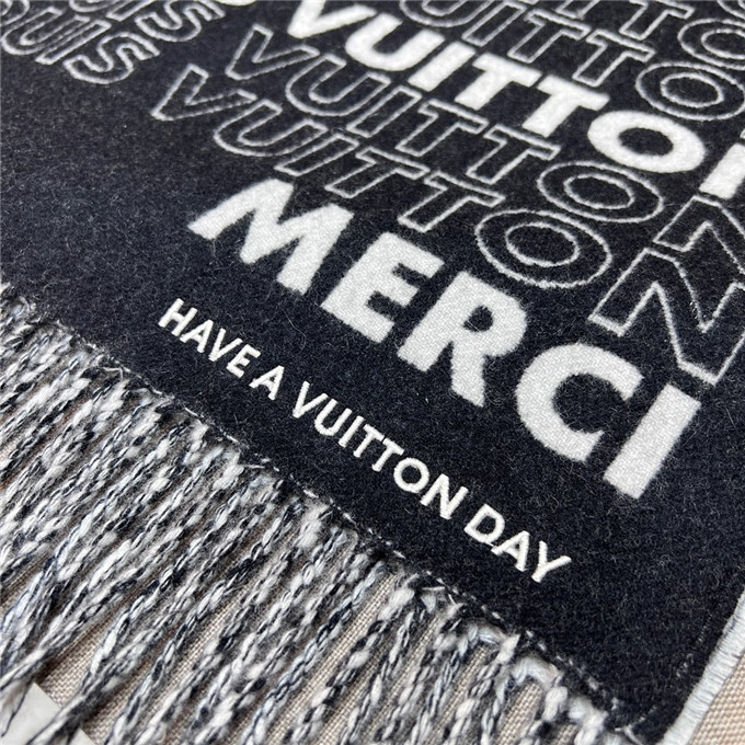 KHĂN Louis Vuitton LV Have you a nice Louis Vuitton scarf unisex