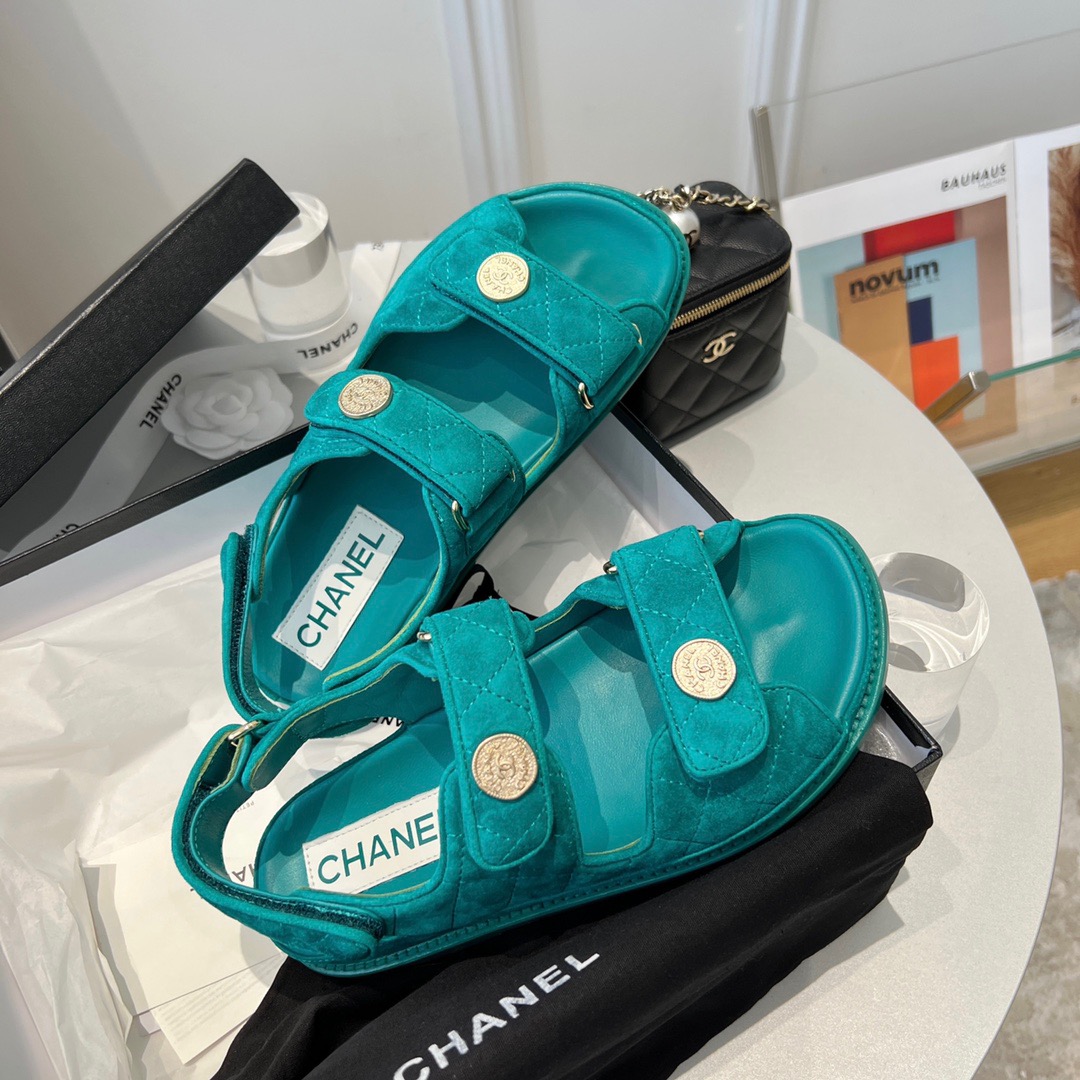 GIÀY CHANEL CC LOGO SANDALS