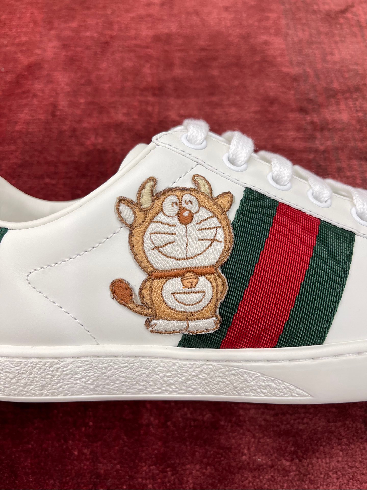 GIÀY GUCCI Leather Ace Sneakers Doraemon White