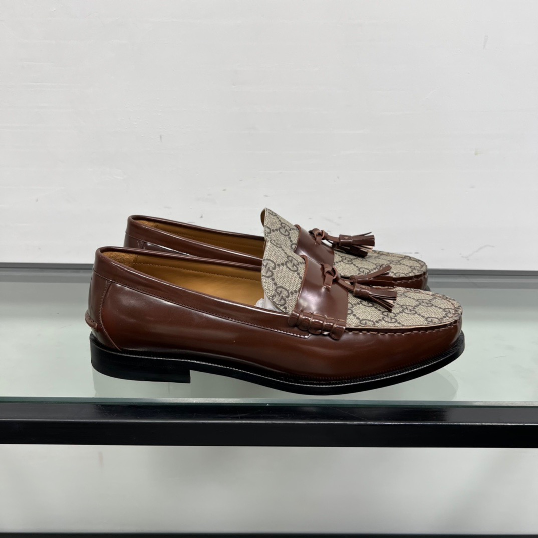 GIÀY GUCCI GG LEATHER  LOGO LOAFER SHOES