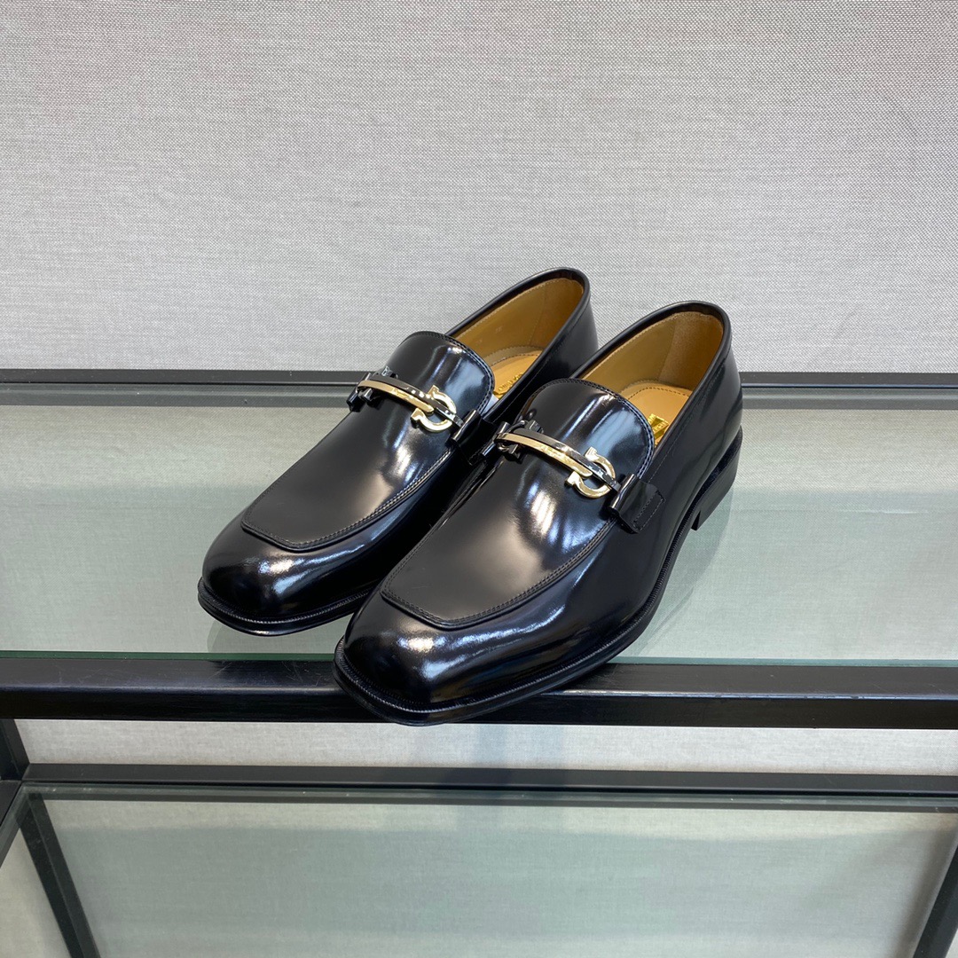 GIÀY SALVATORE FERRAGAMO LOAFER SHOES