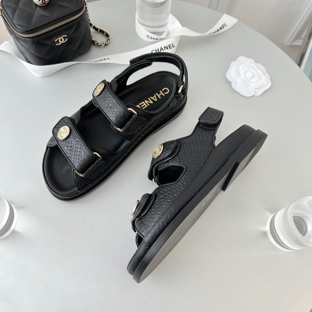 GIÀY CHANEL CC LOGO SANDALS