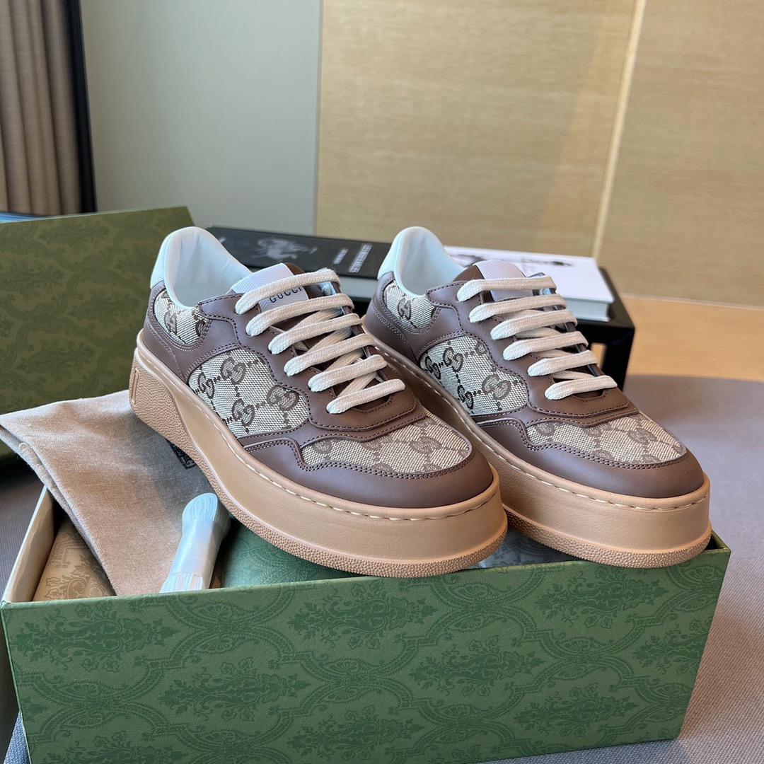 GIÀY GUCCI GG LEATHER  LOGO LOAFER SHOES