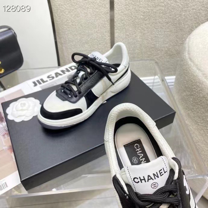 GIÀY CHANEL BLACK SUEDE LOGO SNEAKERS