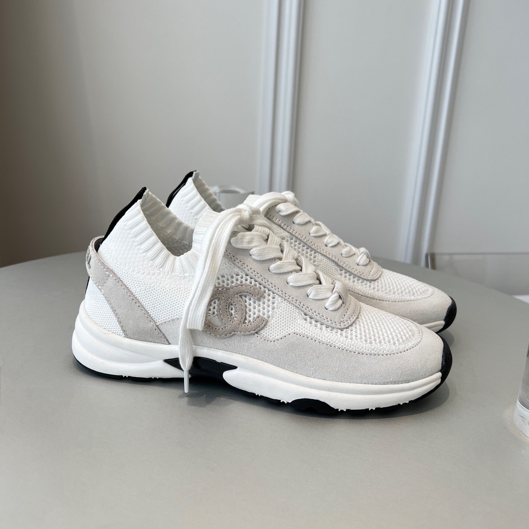 GIÀY CHANEL CC LOGO SNEAKERS shoes