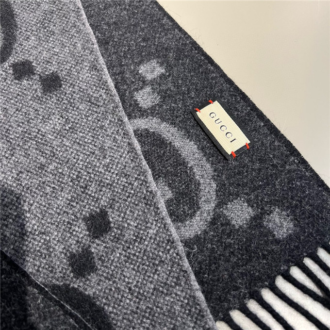 KHĂN Gucci GG Cashmere scarf