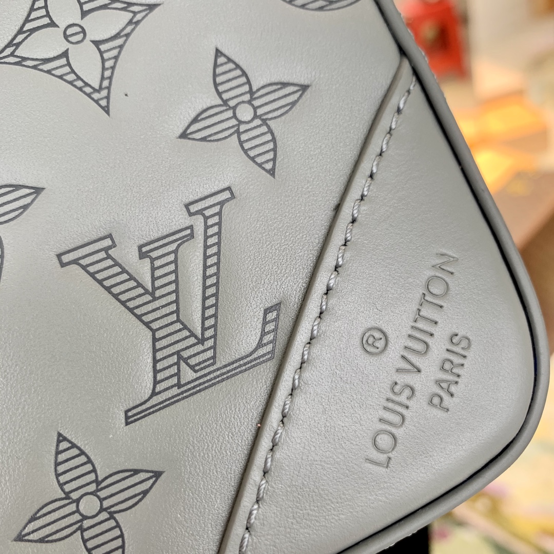 TÚI LOUIS VUITTON Duo Monogram Shadow Messenger Bag