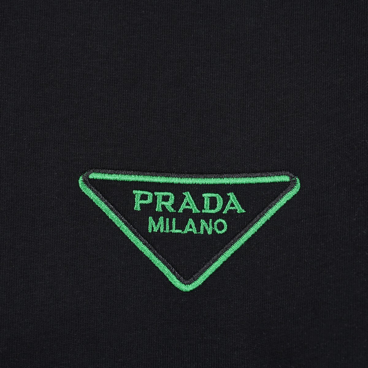 ÁO PRADA TRIANGLE Logo T-Shirt