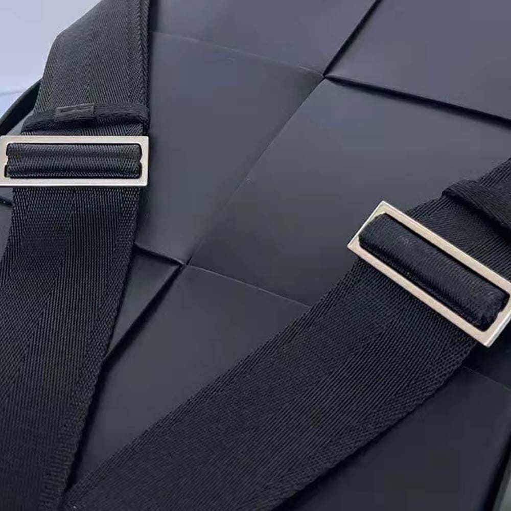 BALO Bottega Veneta Men Arco Backpack in Calfskin Leather-Black