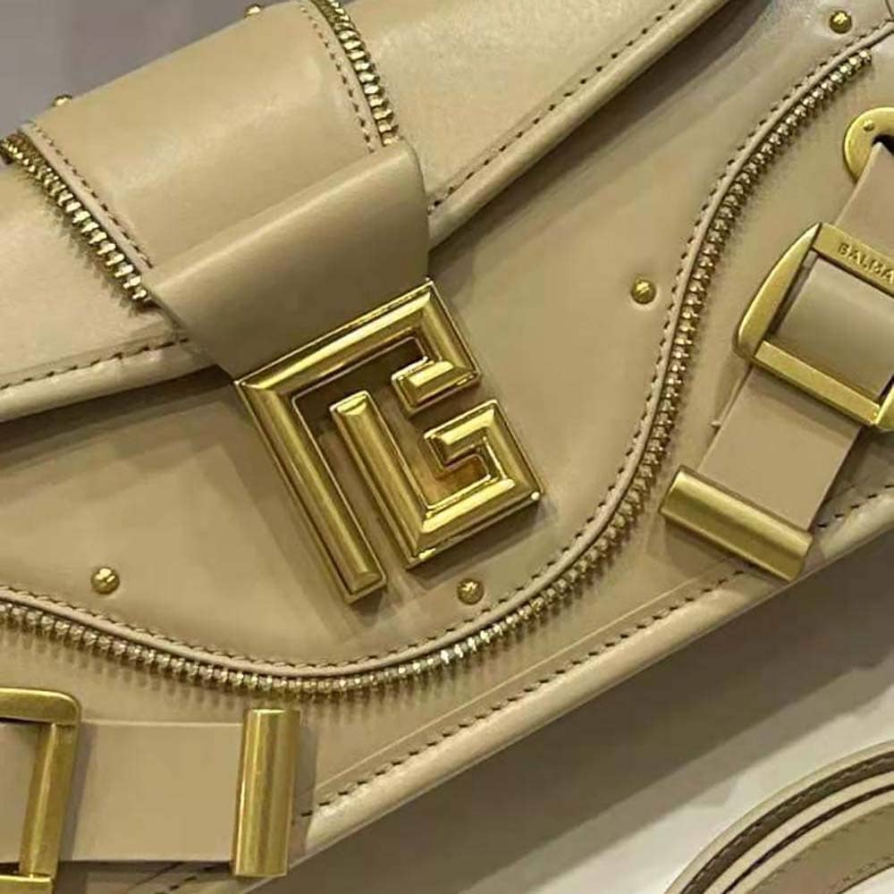TÚI Balmain Women Blaze Clutch Bag in Smooth Leather-Beige