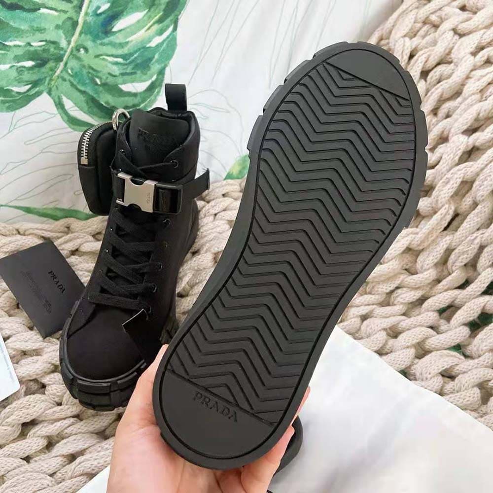 GIÀY Prada Unisex Wheel Re-Nylon High-top Sneakers-Black