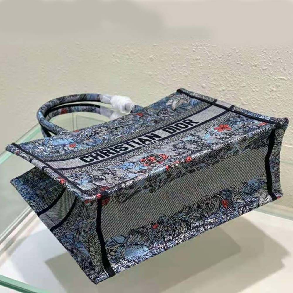 TÚI Dior Women Medium Dior Book Tote Denim Multicolor Dior Jardin Magique Embroidery