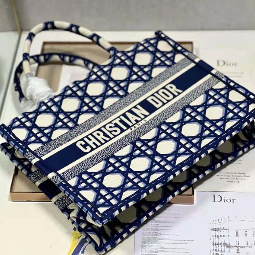 TÚI Dior Women Large Dior Book Tote Beige and Blue Macrocannage Embroidery