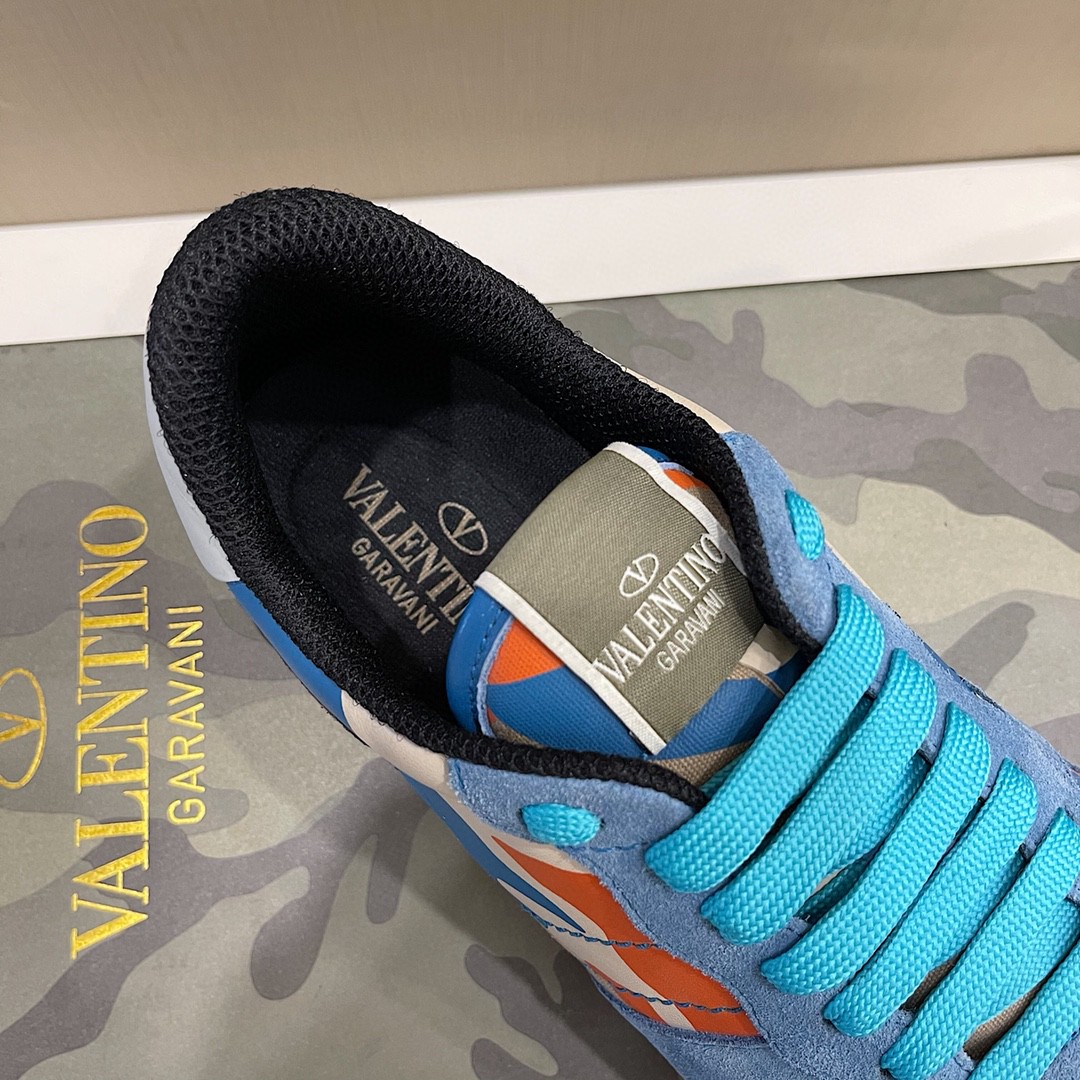 GIÀY VALENTINO STUDD LEATHER RUNNER SNEAKER SHOES AAA