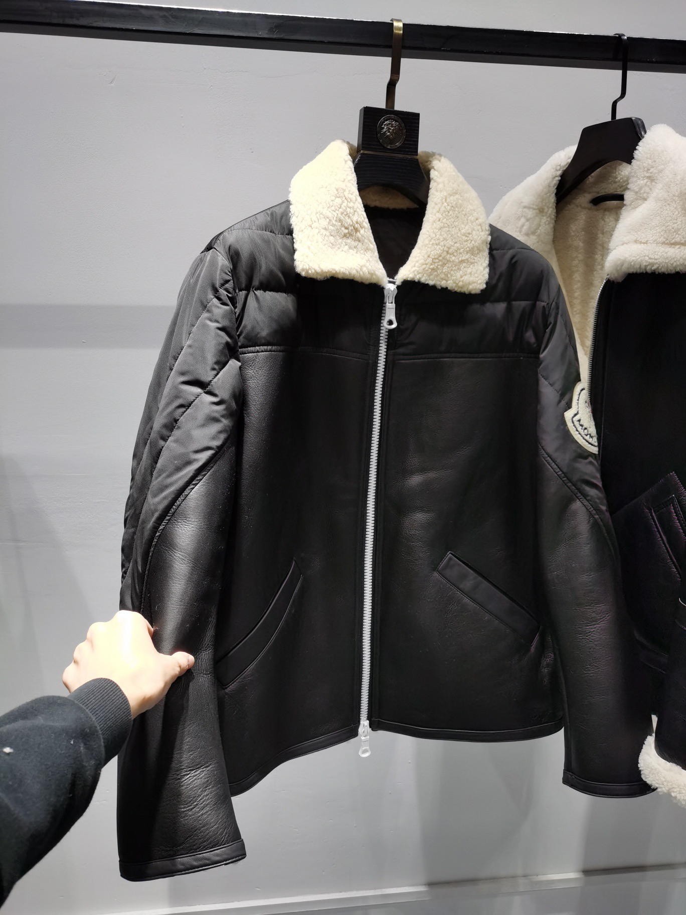 ÁO MONCLER LEATHER JACKET LÓT LÔNG