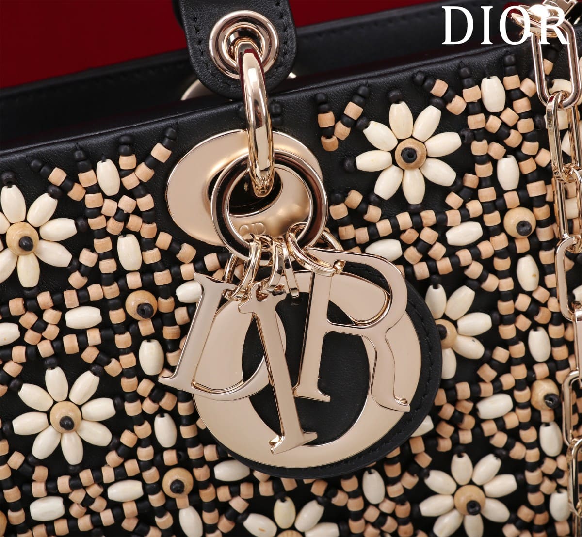 TÚI CHRISTIAN DIOR Lady-Joy embroiders wooden beads hạt gỗ