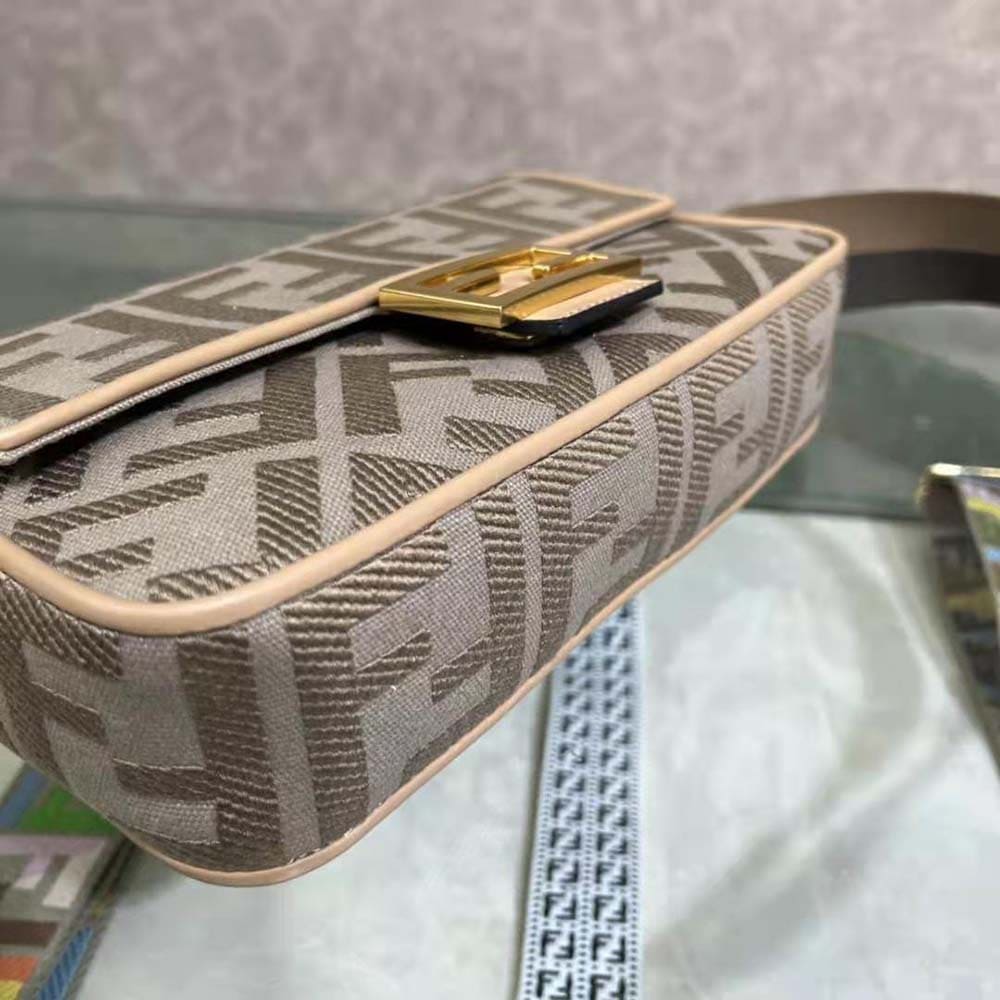 TÚI FENDI Women Iconic Medium Baguette Gray FF Canvas Bag