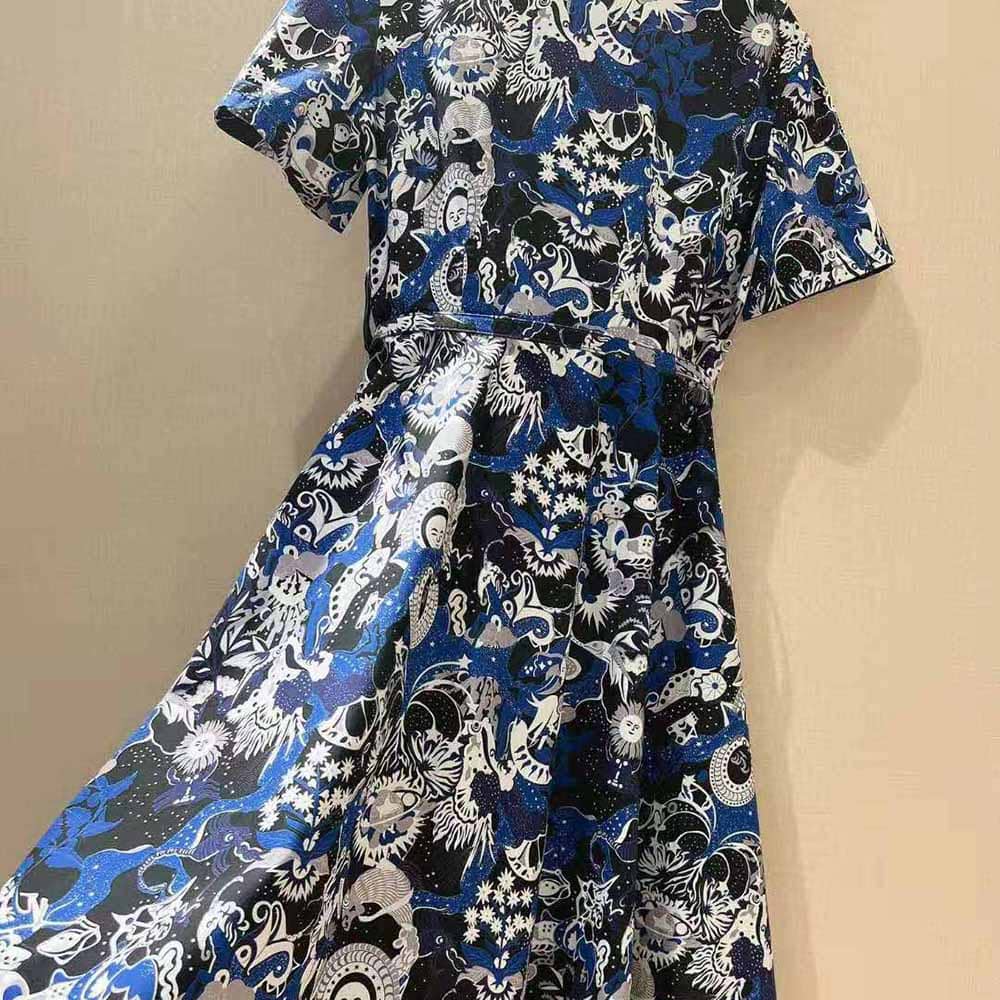 VÁY Dior Women Mid-Length Belted Dress Blue Dior Zodiac Fantastico Cotton Poplin
