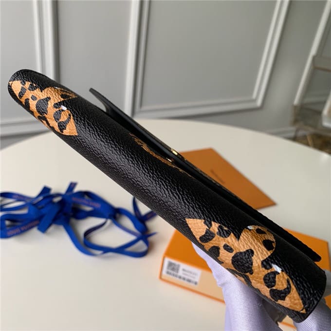 Ví LOUIS VUITTON  sarah wallet