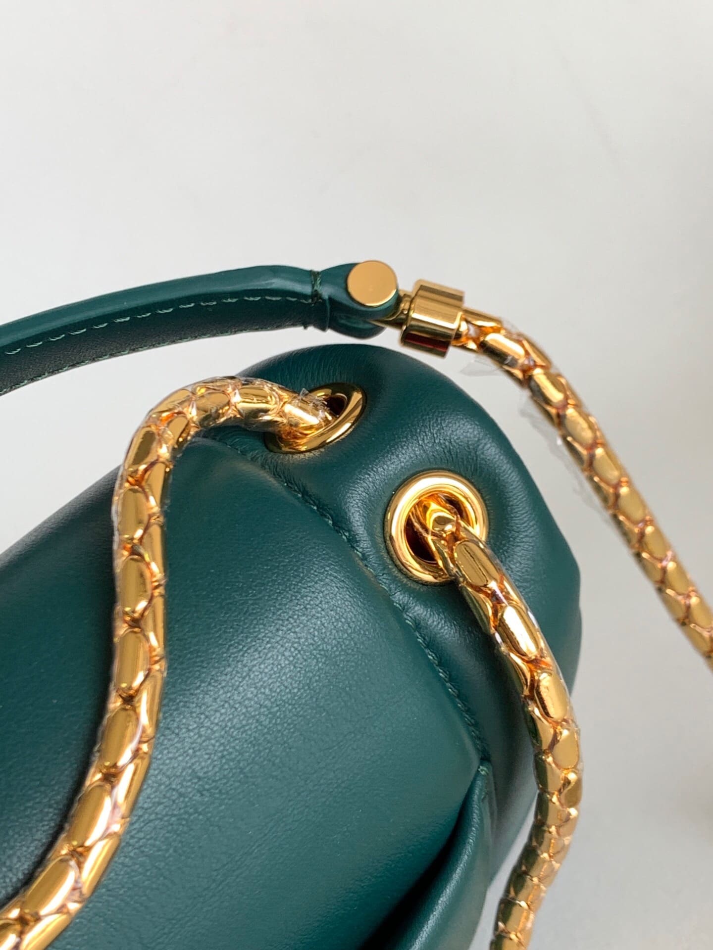 TÚI BVLGARI SERPENTI CALFSKIN GREEN