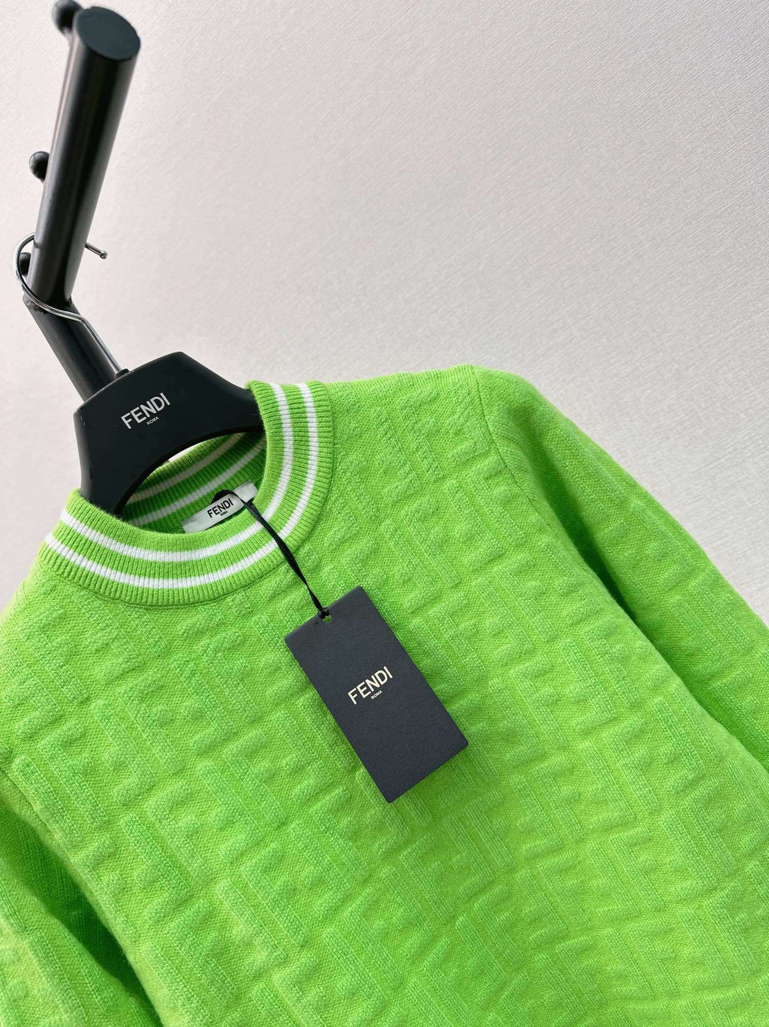 ÁO FENDI Jacquard FF Green Sweater