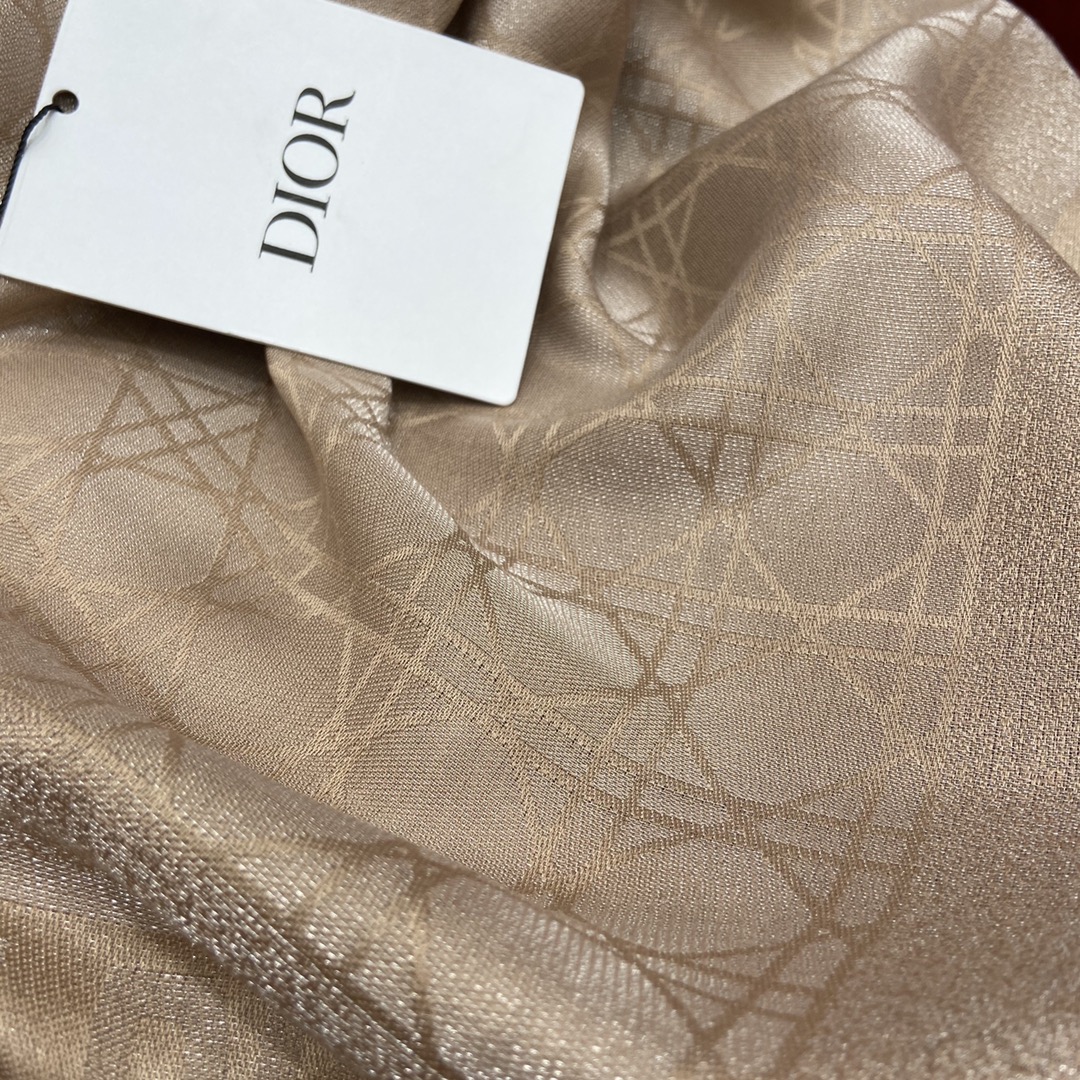 KHĂN Christian Dior Rattan gold wire shawl Scarf