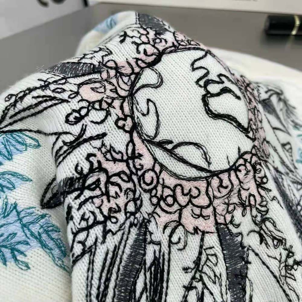 ÁO Dior Women Sweater Ecru Cashmere Knit with Multicolor Rêve D’Infini Motif