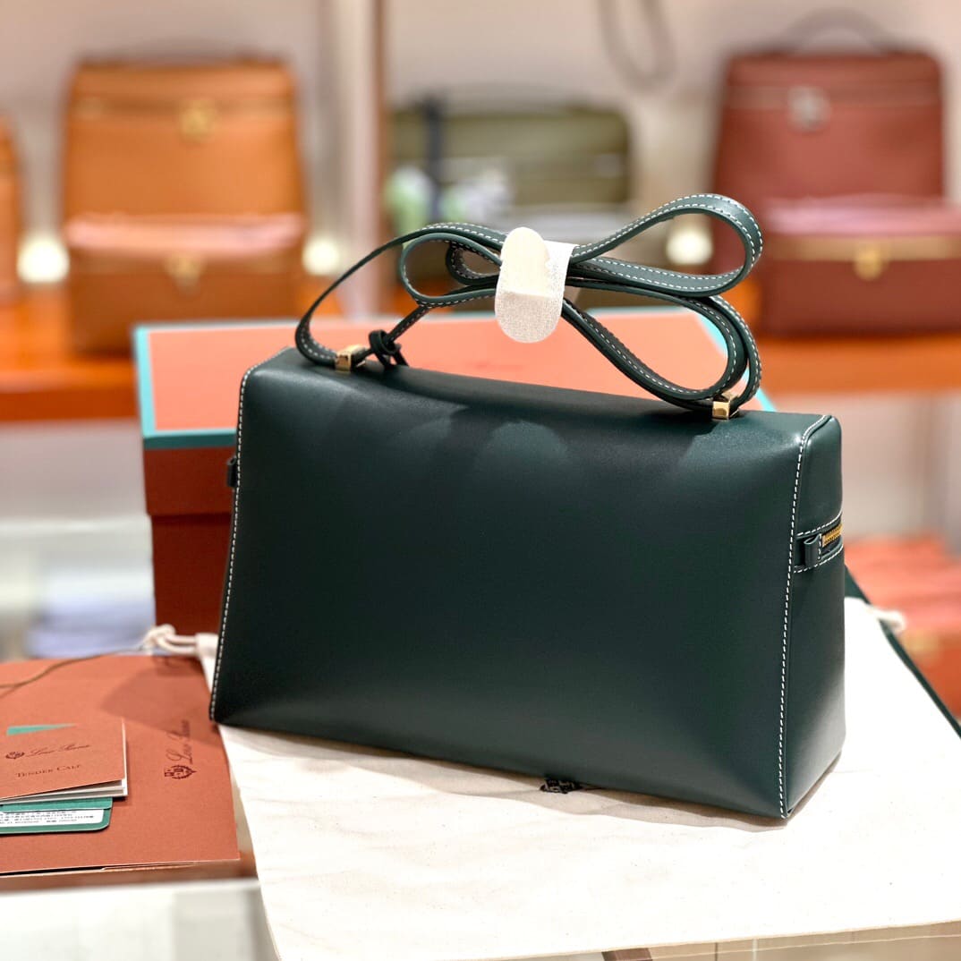 TÚI Loro Piana Women Extra Pocket L27 in Sheepskin Leather Green