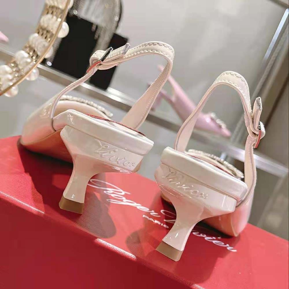 GIÀY Roger Vivier Women Virgule Strass Buckle Slingback Pumps in Patent Leather-White