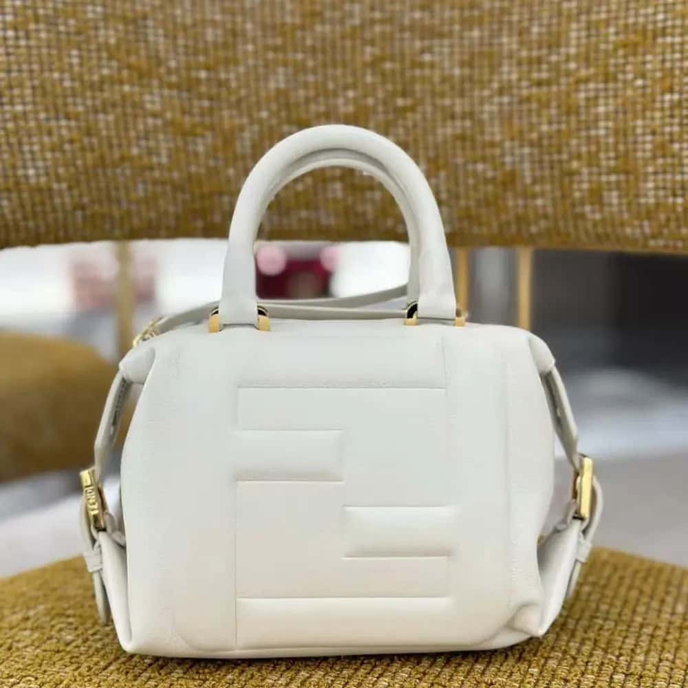 TÚI Fendi Women Nappa FF Mini Cube-Trắng da cừu