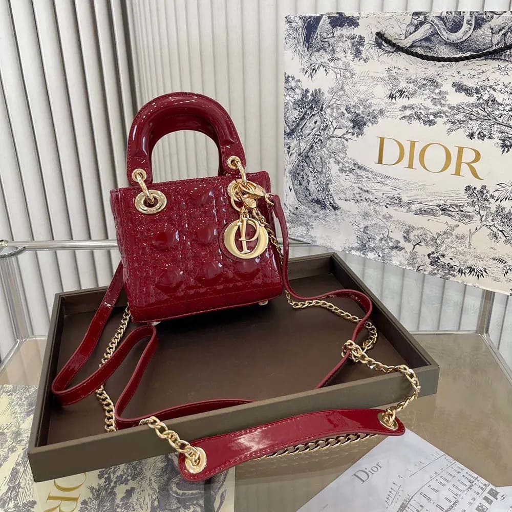 TÚI Dior Mini Lady Dior màu đỏ anh đào da bê Cannage Patent