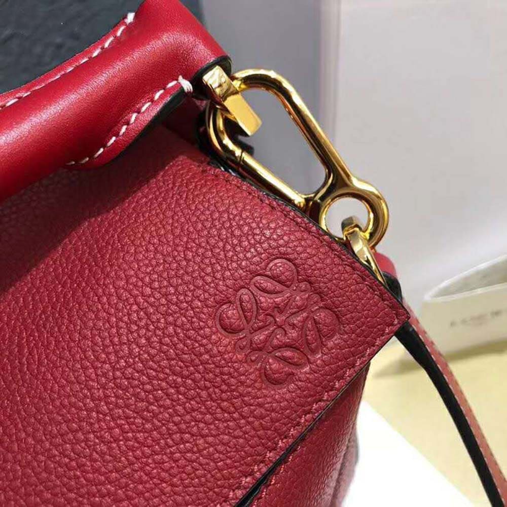 Túi Loewe Women Puzzle Small Bag in Classic Calf Leather-Red