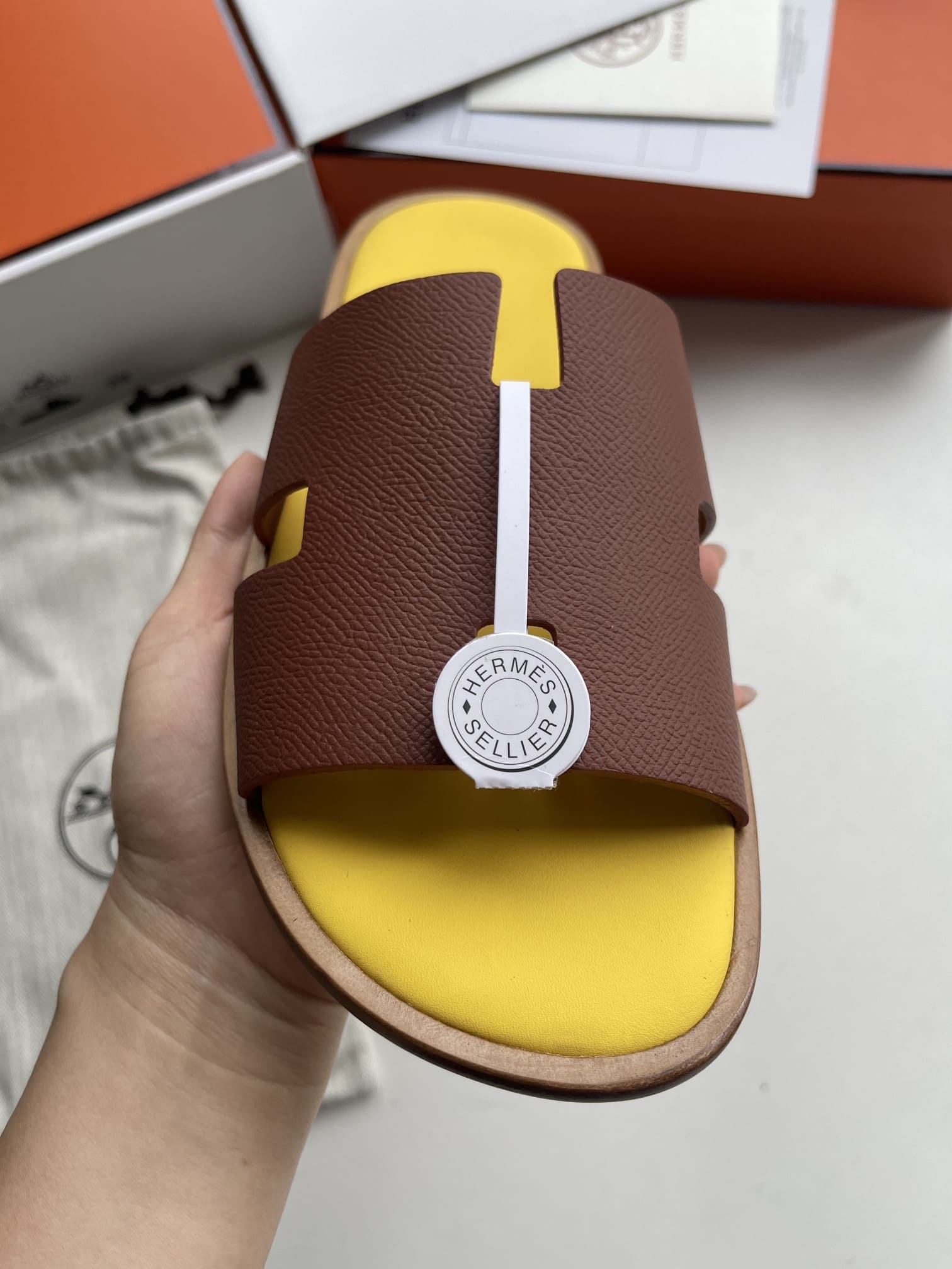 DÉP HERMES IZMIR BROWN H SANDAL AAA